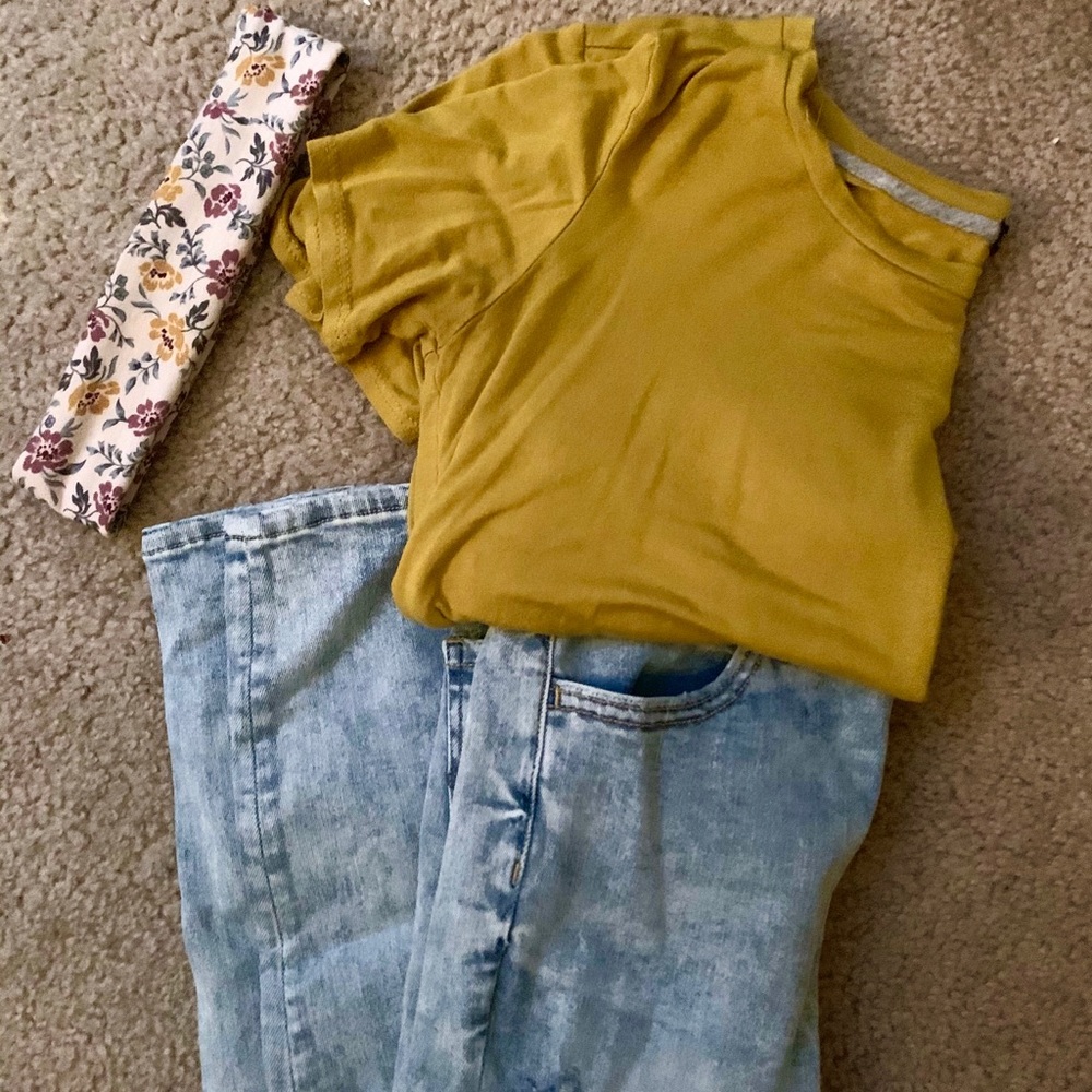 Marigold Cropped Tee